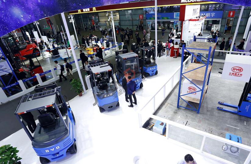 在冬季展臺(tái)搭建時(shí)需要注意那些問題？