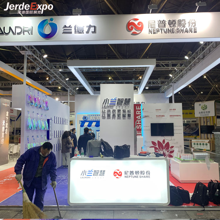 北京展會設(shè)計與搭建時展臺燈光該如何把控？