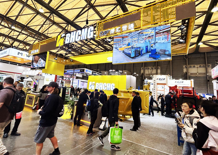 展臺(tái)搭建布置完成后,搭建商如何進(jìn)行安全檢查？